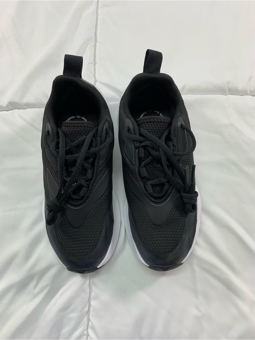 Pre loved vessi sneakers size 6